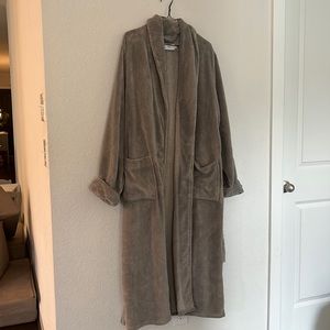 Restoration Hardware Luxurious Robe